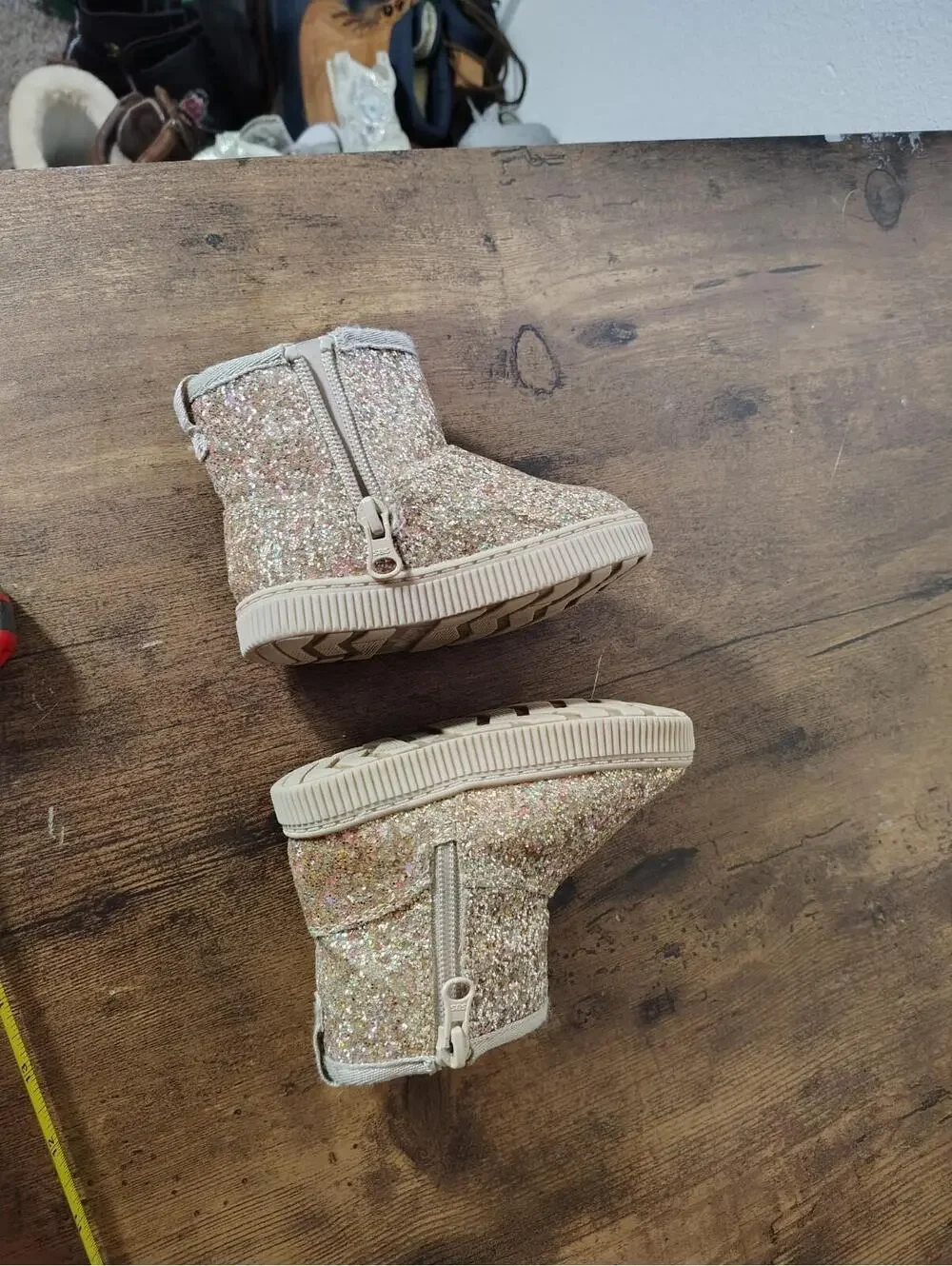 Cat and Jack Toddler Girls Arlo Zipper Shearling Winter Boot Gold Glitter Sz 5c - Picture 7 of 8